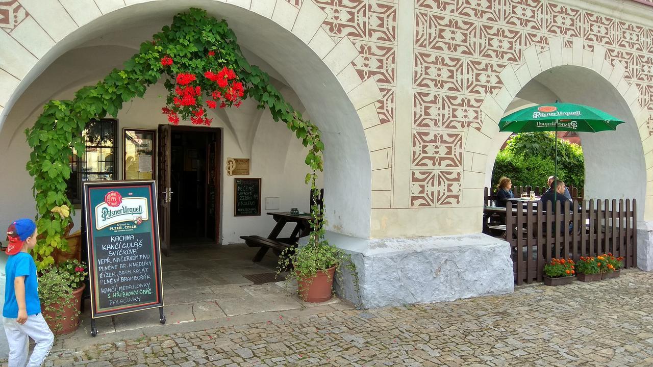 Hotel U Broucka Nové Město nad Metují Bagian luar foto
