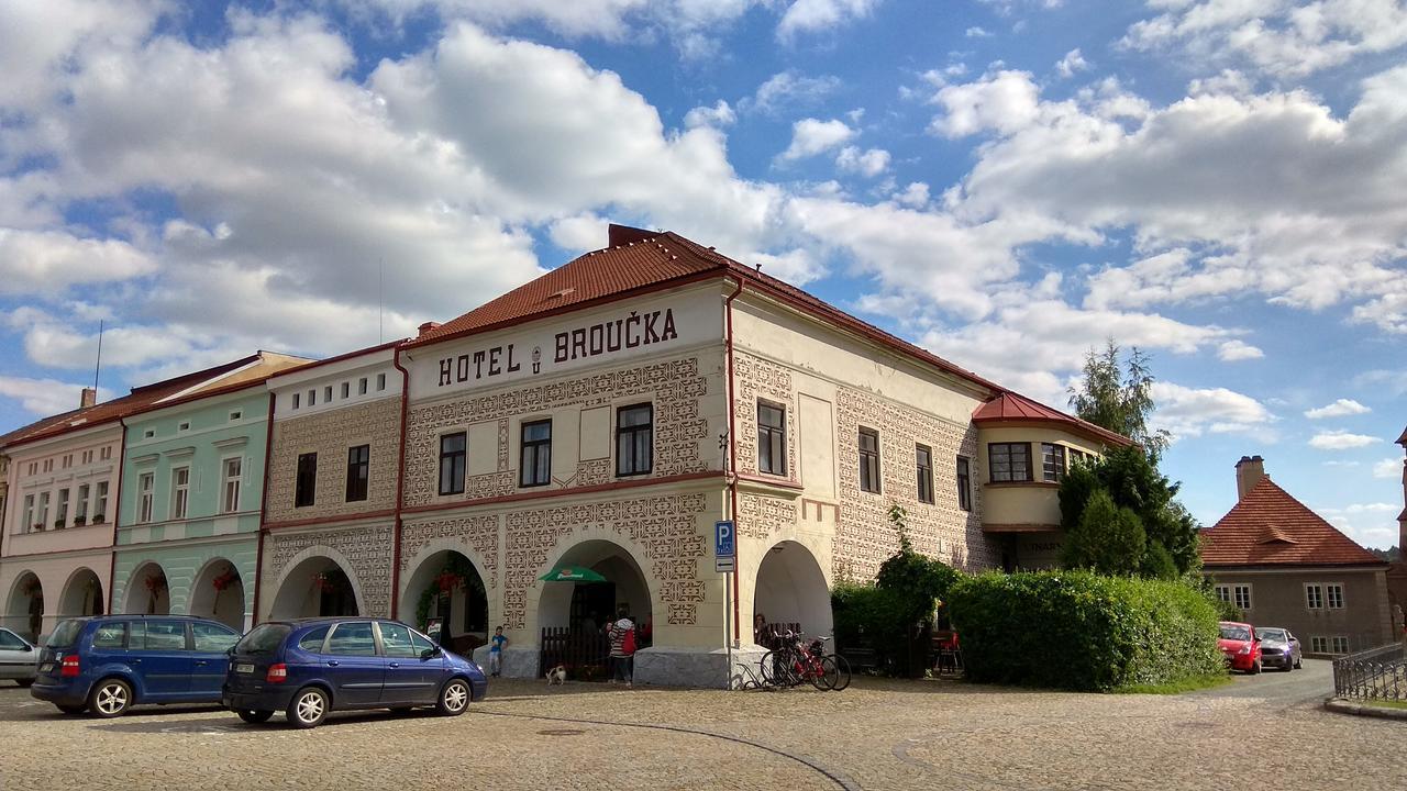 Hotel U Broucka Nové Město nad Metují Bagian luar foto